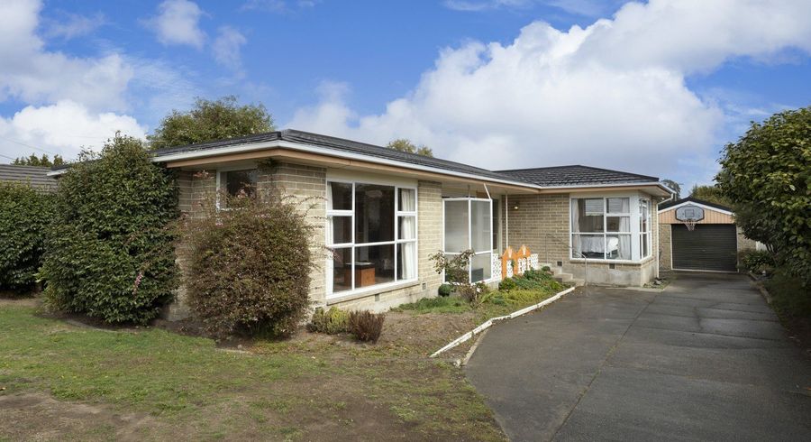  at 209 Burwood Road, Burwood, Christchurch