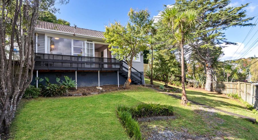  at 2/2 Derwent Crescent, Titirangi, Auckland