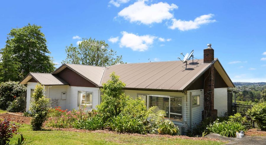  at 148 Forest Hill Road, Henderson, Auckland