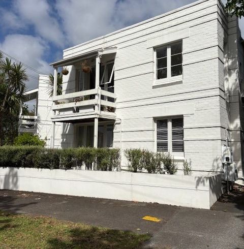  at 8/2 Herne Bay Road, Herne Bay, Auckland City, Auckland