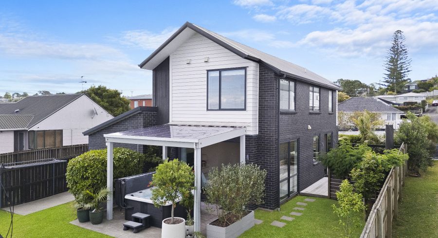  at 19A Castledine Crescent, Glen Innes, Auckland