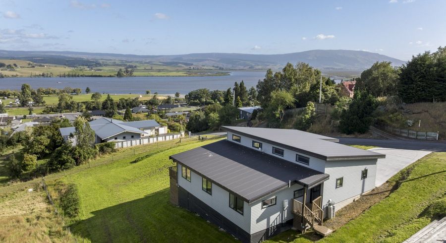  at 32 Nore Street, Waihola, Clutha, Otago