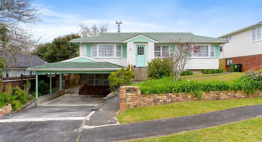  at 12 Baringa Place, Botany Downs, Auckland