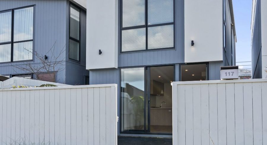  at 117 Tarapuka Road, Westgate, Waitakere City, Auckland