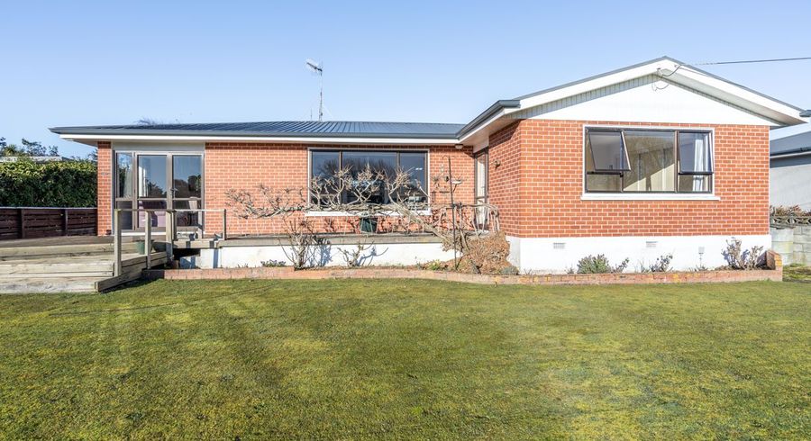 at 207 Dunns Road, Otatara