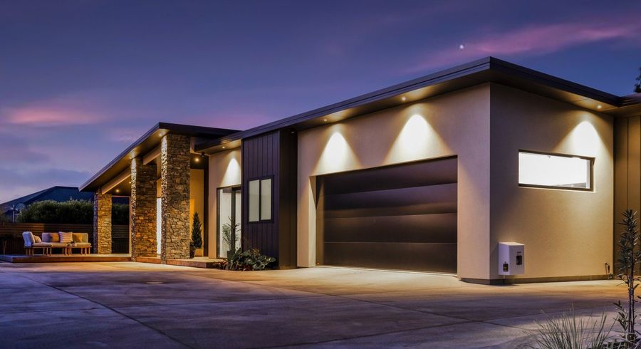  at 2 Marsden Place, Hurworth, New Plymouth