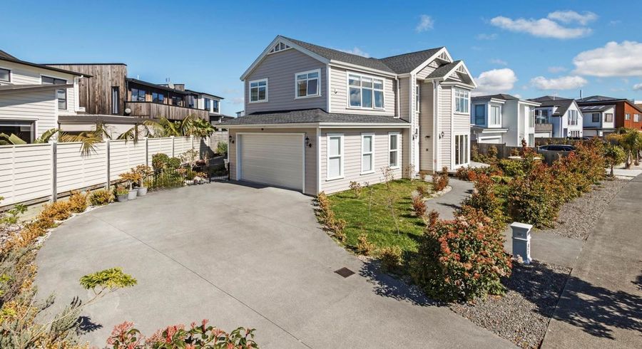  at 36 Headland Drive, Long Bay, North Shore City, Auckland