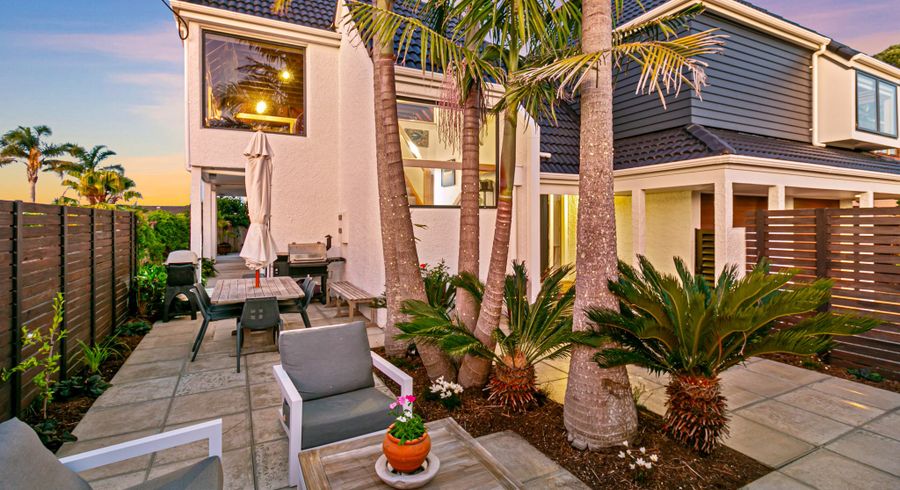  at 9 Scarboro Terrace, Murrays Bay, North Shore City, Auckland