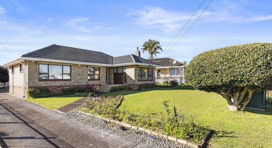  at 35 Cambridge Terrace, Papatoetoe, Auckland