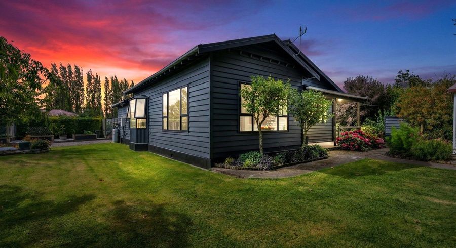  at 82 Lochiel Bridge Road, Lochiel, Winton