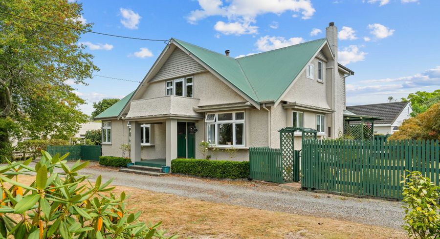 at 33 Jordan Terrace, Lansdowne, Masterton