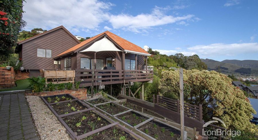  at 10 Osmond Lane, Mount Pleasant, Christchurch City, Canterbury