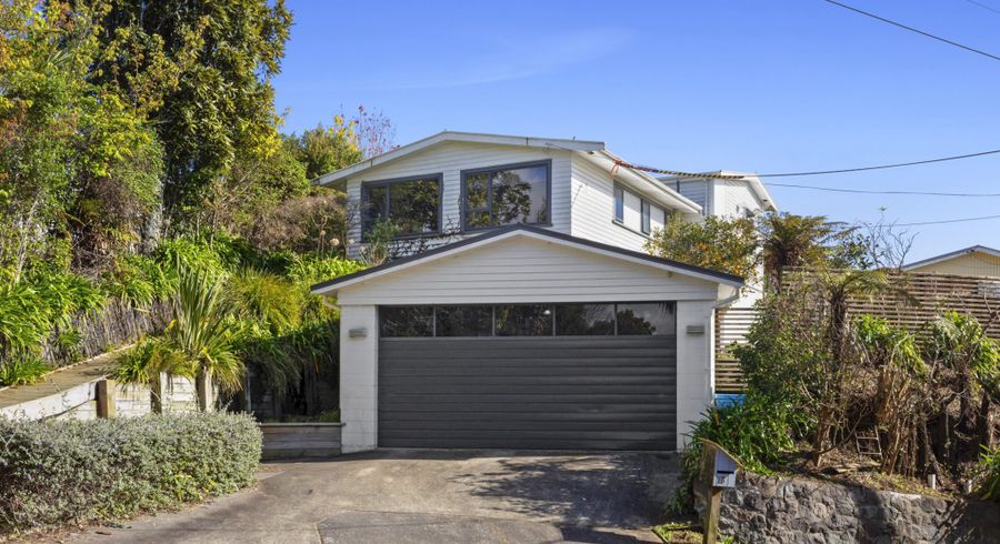  at 18 Doralto Road, Frankleigh Park, New Plymouth