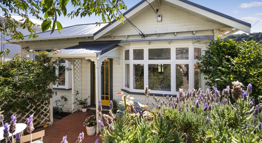  at 44 Hamilton Road, Hataitai, Wellington