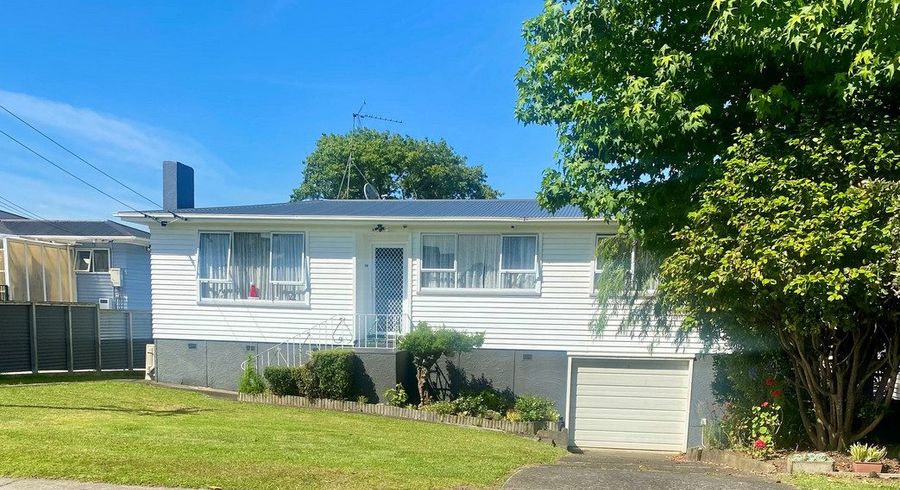  at 27 Beaumonts Way, Manurewa, Manukau City, Auckland