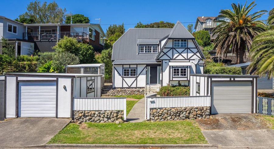  at 20 Glen Road, Raumati South, Kapiti Coast, Wellington