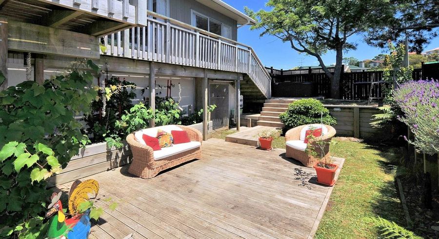  at 86 Glamorgan Drive, Torbay, Auckland