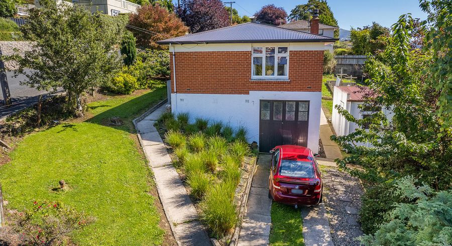  at 10 Salisbury Road, Bradford, Dunedin