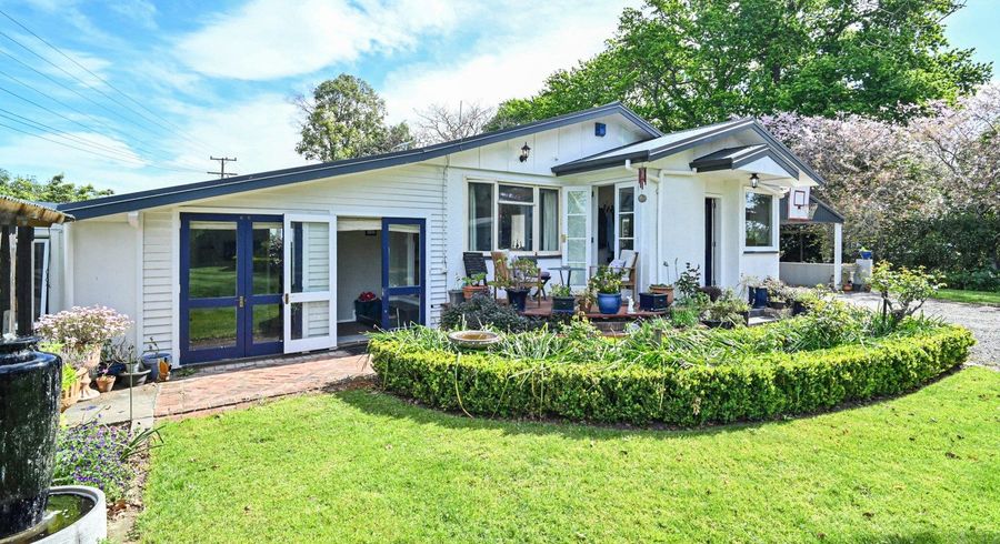  at 72 Raupare Road, Twyford