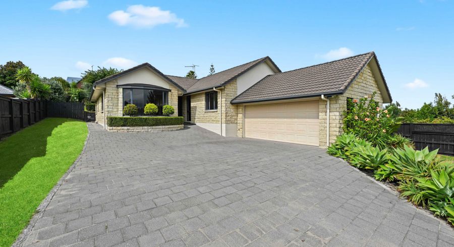 at 3 Palm Grove Drive, Western Heights, Hamilton