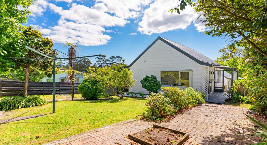  at 1/72 Vodanovich Road, Te Atatu South, Waitakere City, Auckland