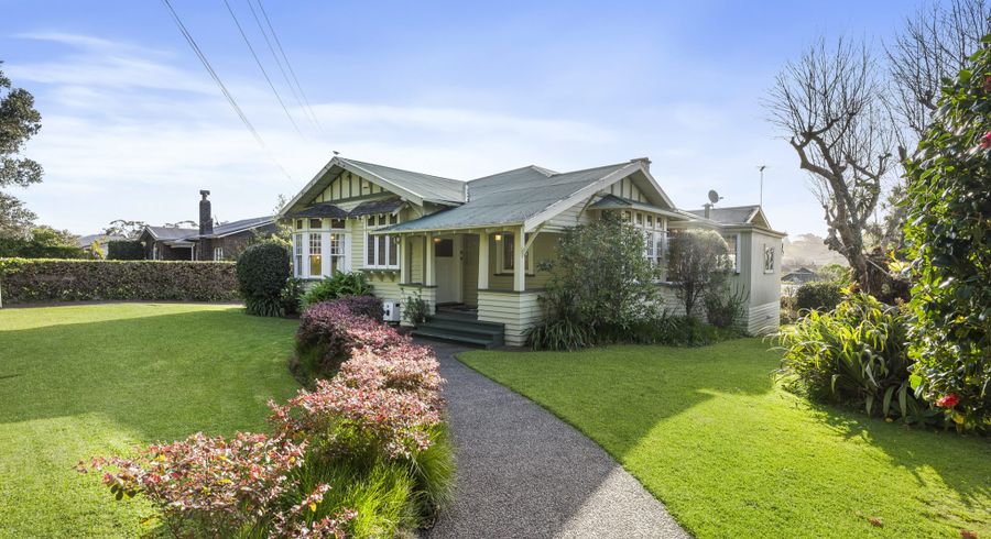  at 11 Aratonga Avenue, Greenlane, Auckland