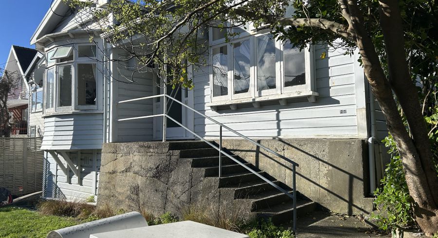  at 27 McKinley Cres, Brooklyn, Wellington, Wellington