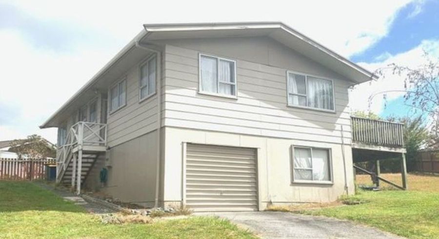  at 20 Foyle Place, Glendene, Waitakere City, Auckland