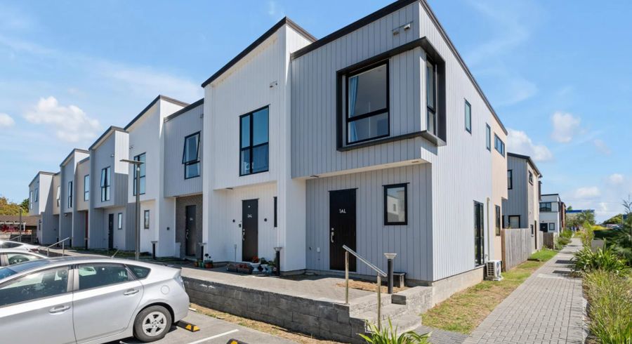  at 1 Aumarire Lane, Favona, Manukau City, Auckland