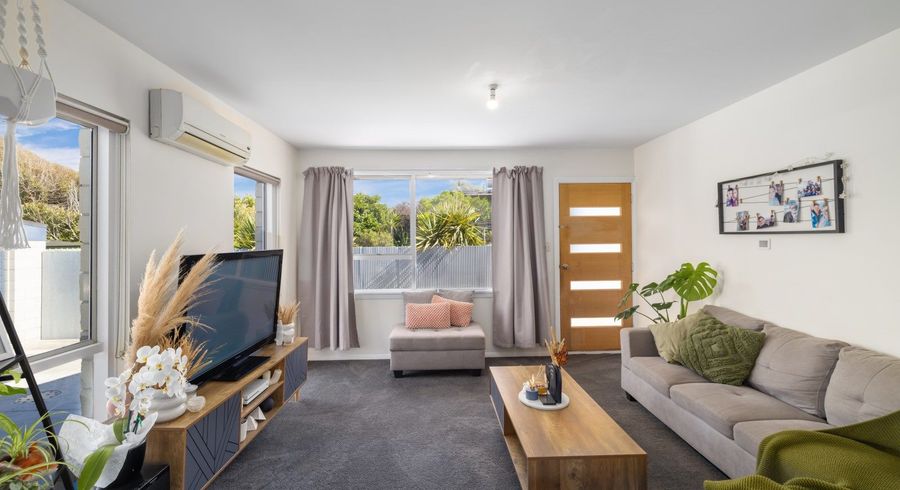  at 2/528 Marine Parade, South New Brighton, Christchurch