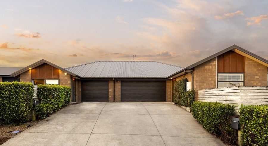  at 16 Iris Place, Grandview Heights, Hamilton, Waikato