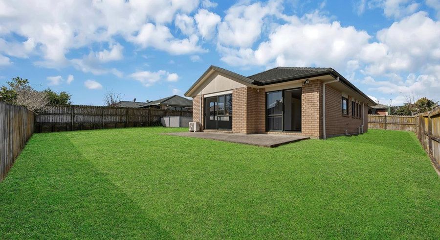  at 15 Broadhurst Road, Flat Bush, Manukau City, Auckland