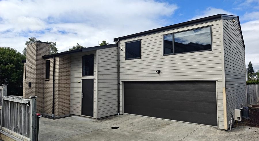  at 22D Dallinghoe Crescent, Milford, North Shore City, Auckland