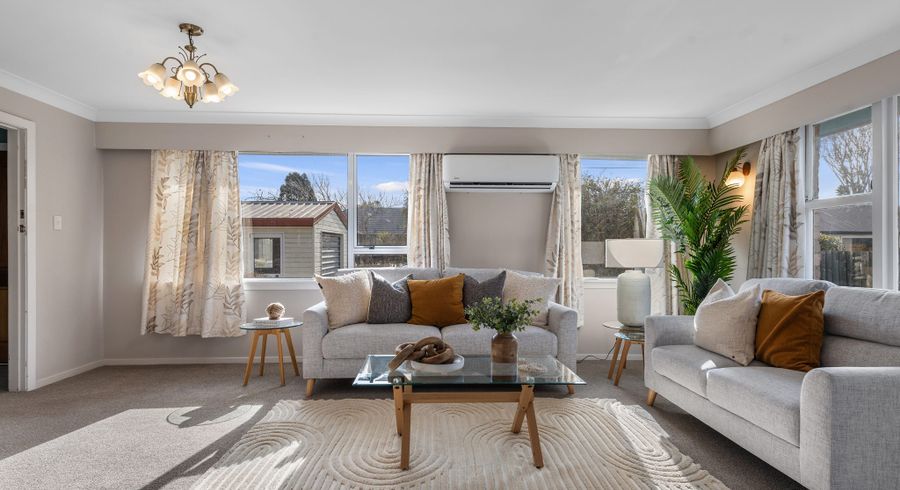  at 1/14 Farquhars Road, Redwood, Christchurch City, Canterbury