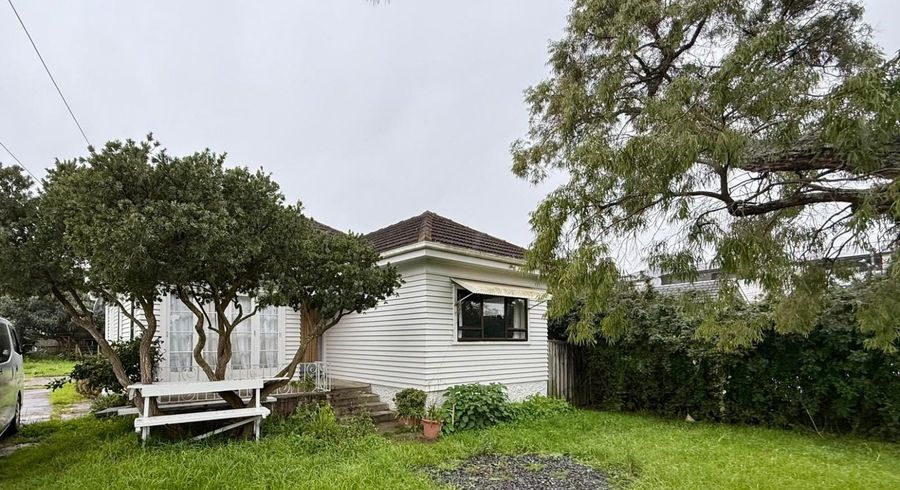  at 5 Thomas road, Mangere, Manukau City, Auckland