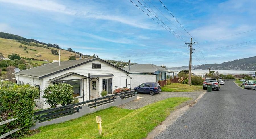  at 12 Dickson Street, Macandrew Bay, Dunedin, Otago
