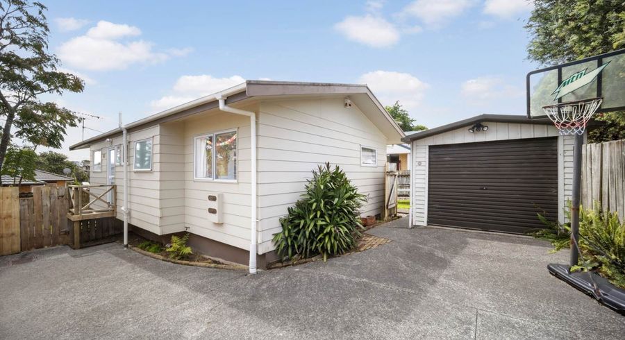  at 5/103 Hutchinson Avenue, New Lynn, Waitakere City, Auckland