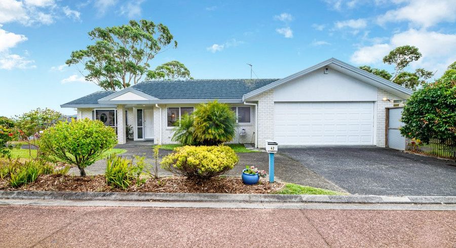  at 42 Sunhill Road, Sunnyvale, Auckland