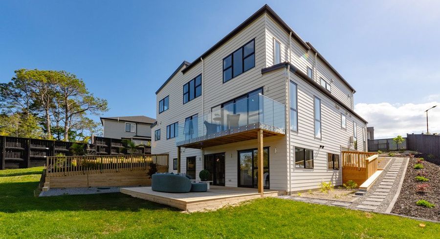  at 124 Kewa Road, Albany, North Shore City, Auckland