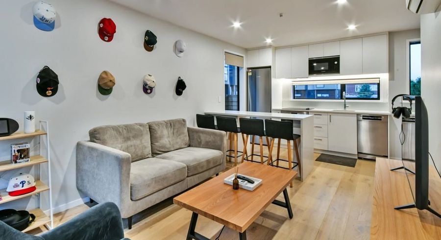  at 1/21 Parson Lane, Papatoetoe, Auckland