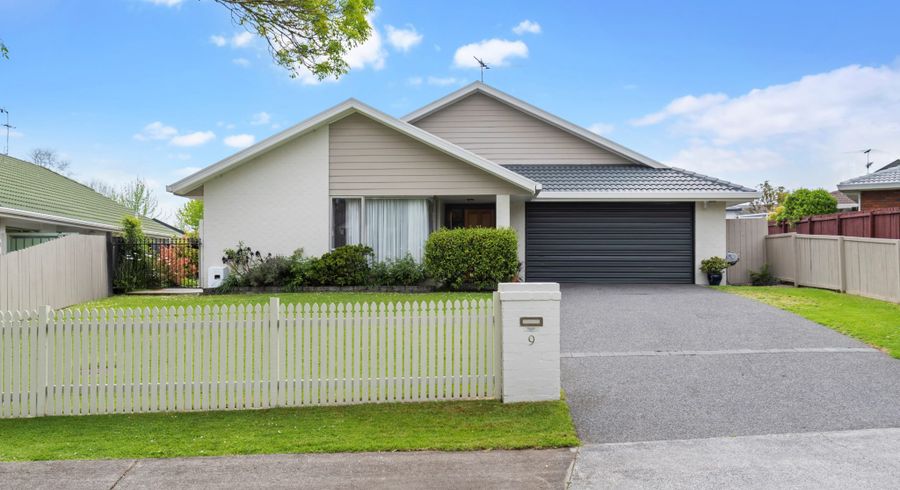  at 9 Solana Court, Botany Downs, Auckland