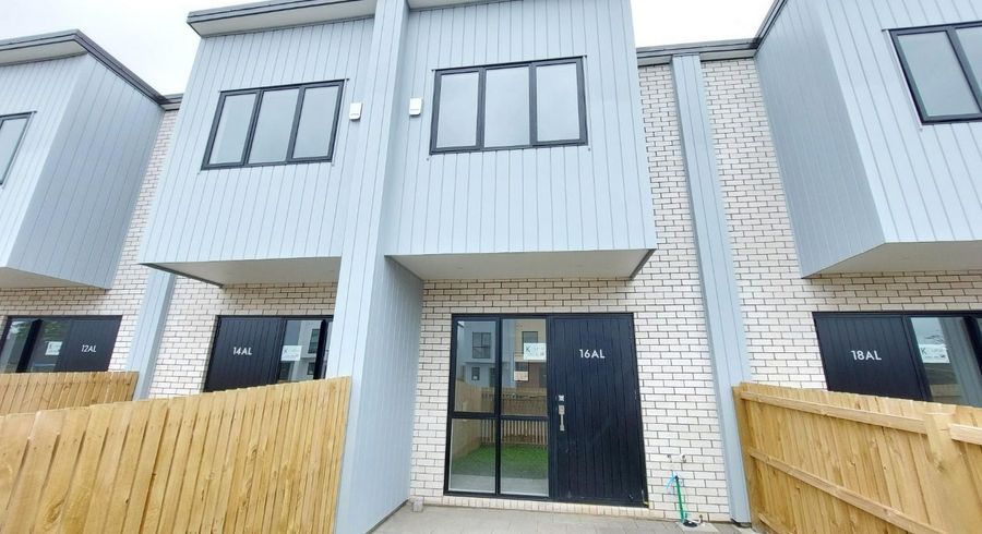  at 16 Aumarire Lane, Favona, Manukau City, Auckland