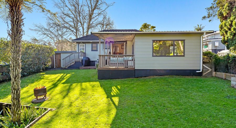  at 14 Rosecamp Road, Beach Haven, North Shore City, Auckland