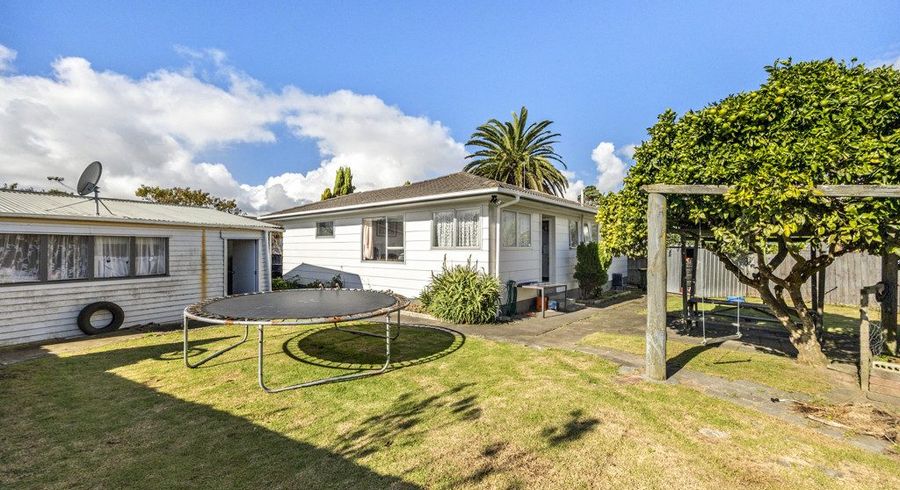  at 22 Hoturoa Place, Manurewa, Auckland