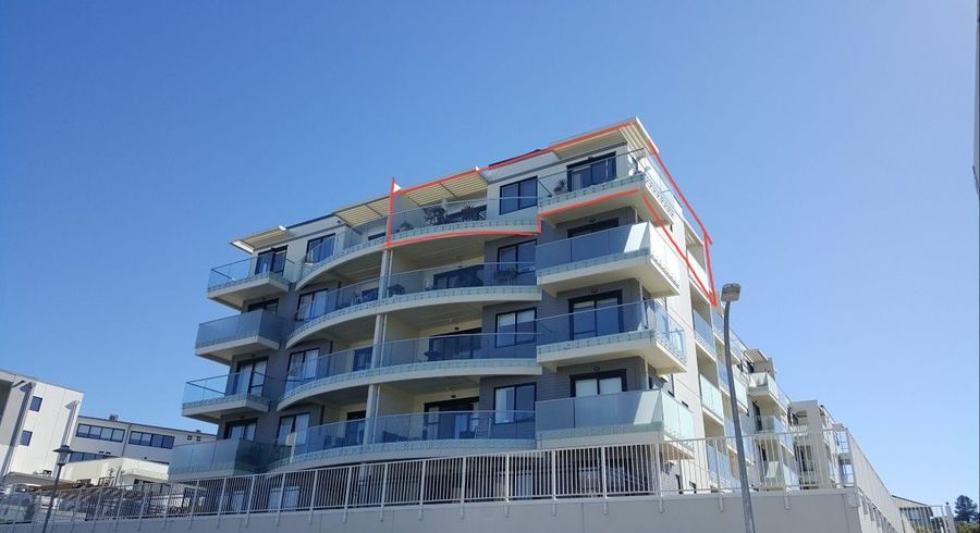  at 401/46 Rosedale Road, Rosedale, Auckland