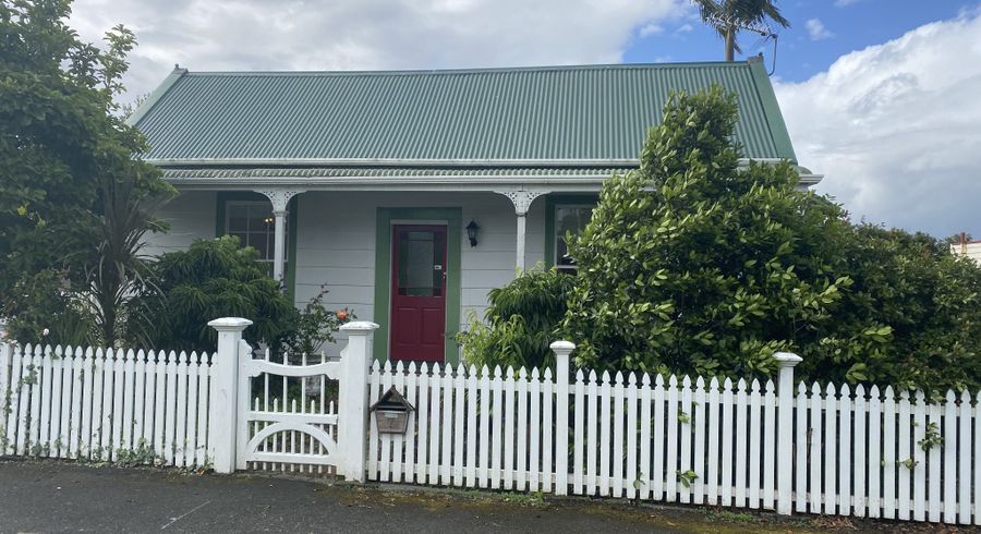  at 7 Vincent Rd, Northcote Point, North Shore City, Auckland