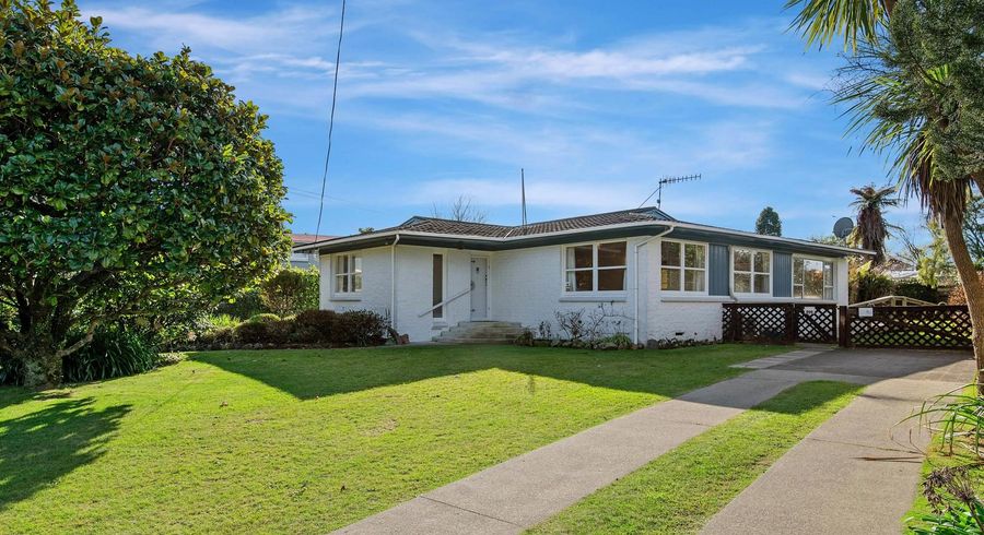  at 14 Darroch Street, Fairy Springs, Rotorua