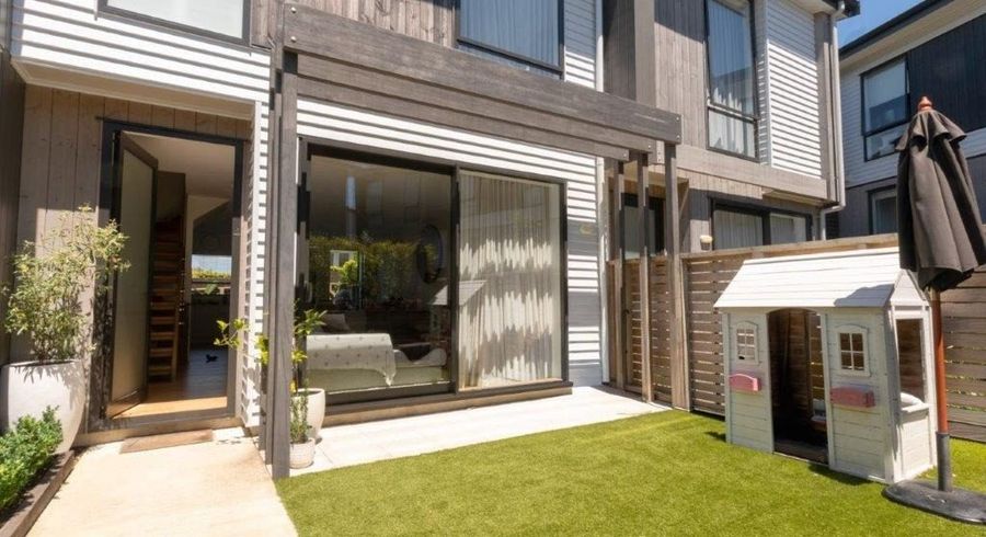  at 16/37 Saint Vincent Avenue, Remuera, Auckland