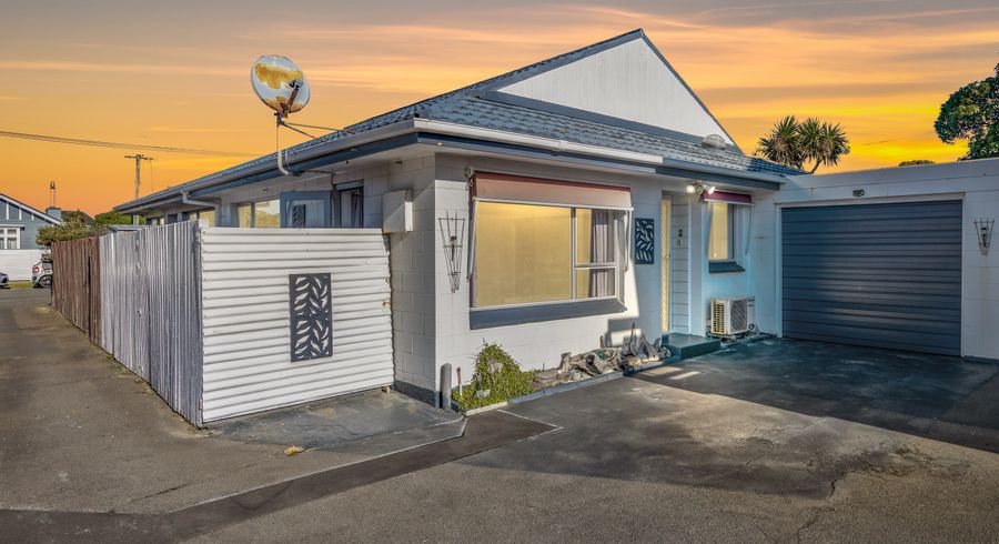  at 2/8 Lonsdale Street, New Brighton, Christchurch