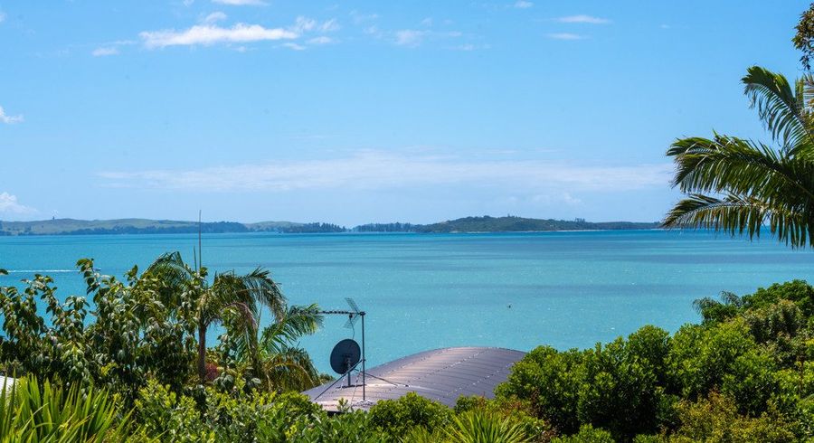  at 127 Mellons Bay Road, Mellons Bay, Manukau City, Auckland